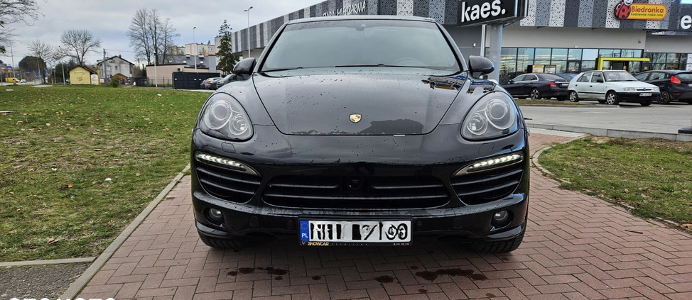 Porsche Cayenne cena 105900 przebieg: 275000, rok produkcji 2013 z Nidzica małe 232